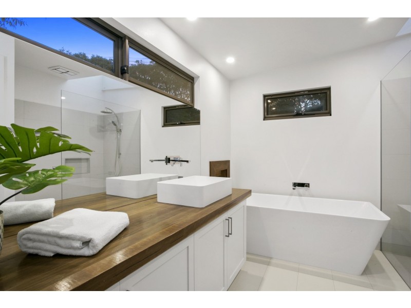 9 Cottesloe Drive, Barwon Heads VIC 3227