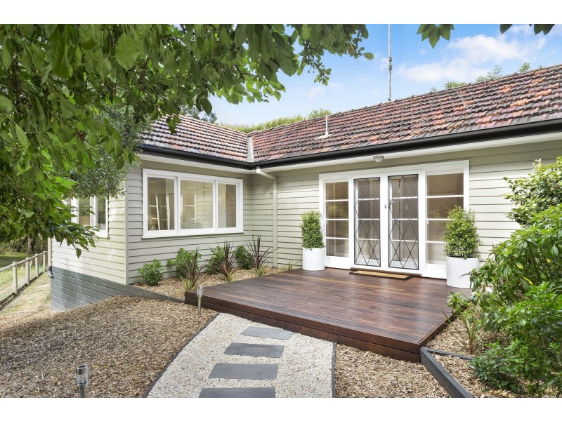 24 Gumbowie Avenue, Clifton Springs VIC 3222