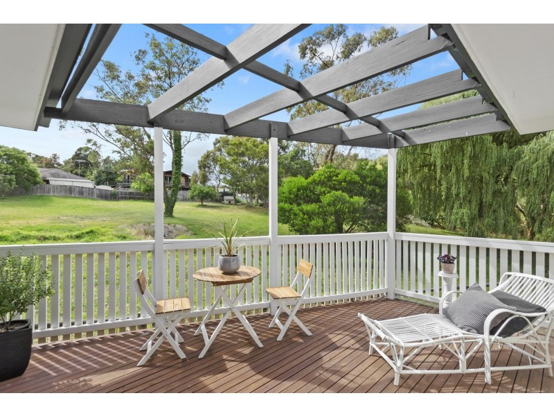 24 Gumbowie Avenue, Clifton Springs VIC 3222