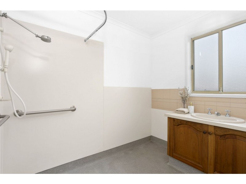 2/10 Bridge Road, Barwon Heads VIC 3227