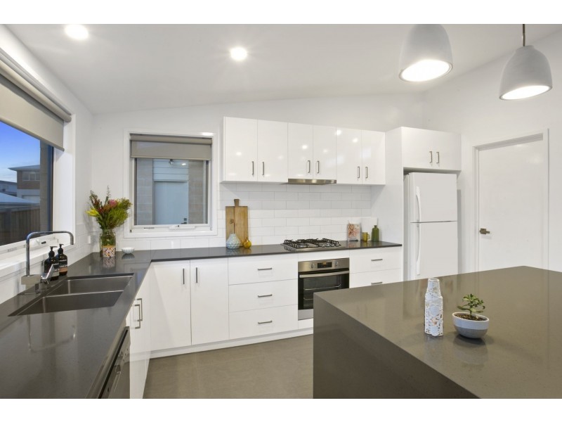 11 Baradine Drive, Ocean Grove VIC 3226