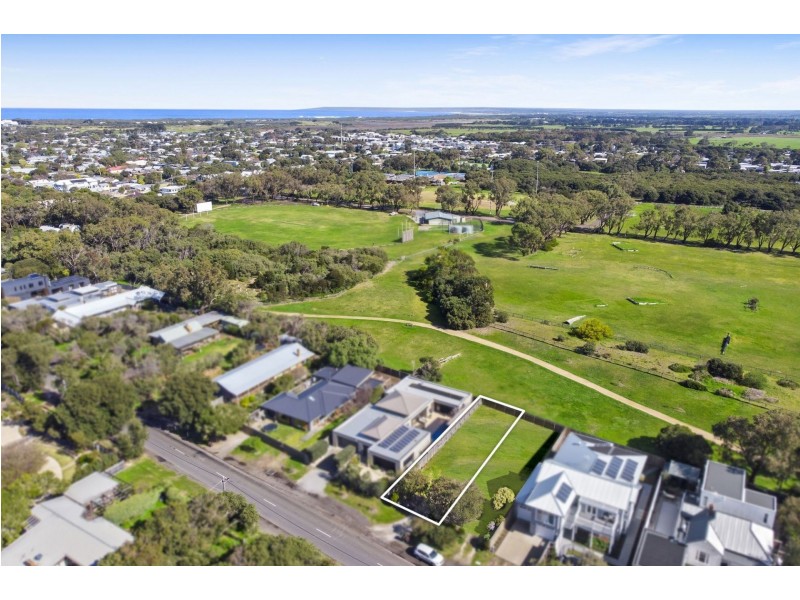 1/31 Carr Street, Barwon Heads VIC 3227