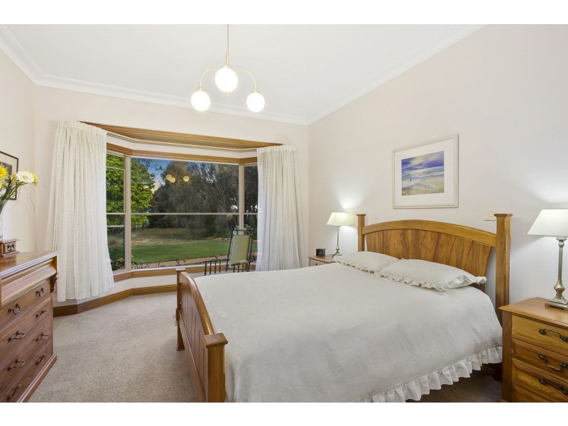 70 Breamlea Road, Connewarre VIC 3227