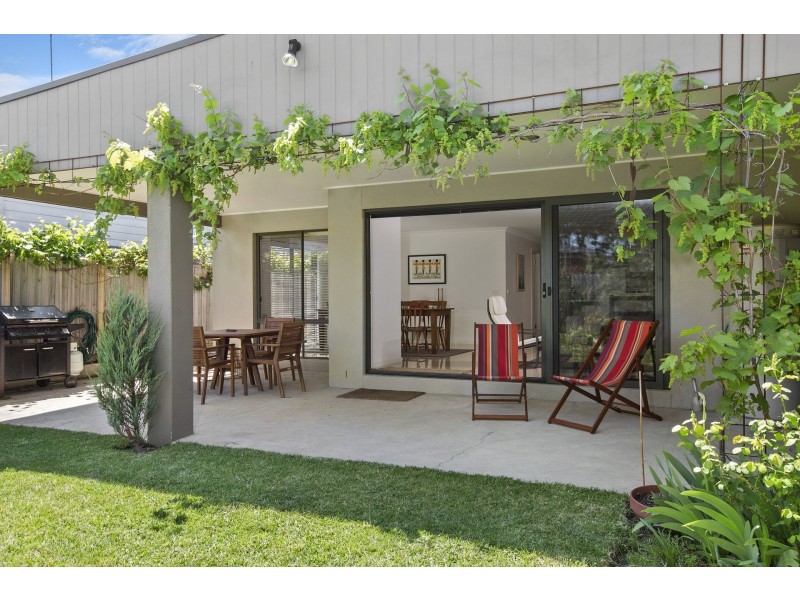 18A Edwards Point Road, St Leonards VIC 3223