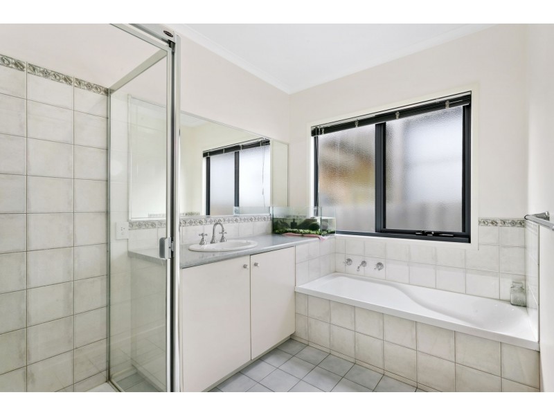 11 Affleck Court, Barwon Heads VIC 3227