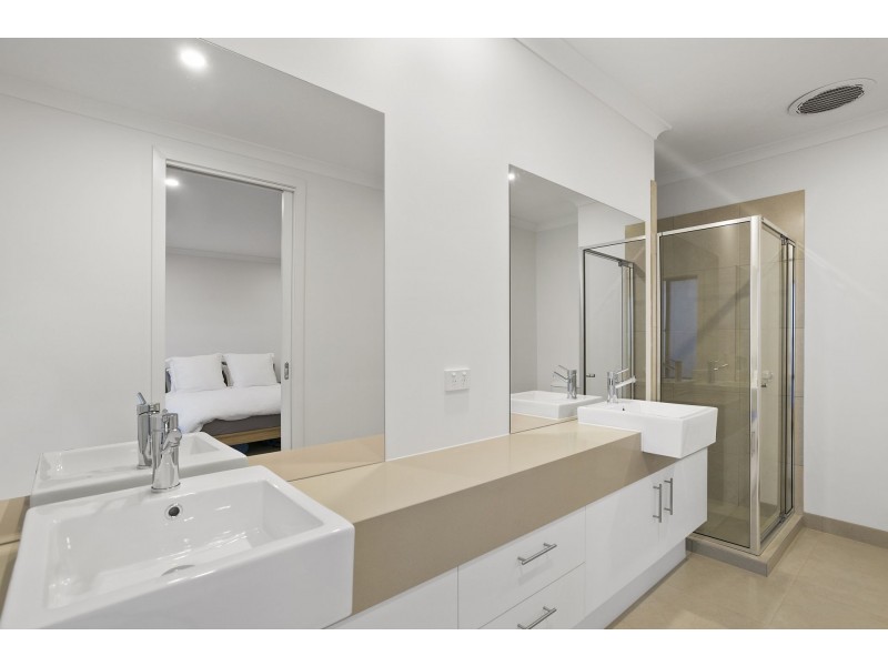 62-64 Peterho Boulevard, Point Lonsdale VIC 3225