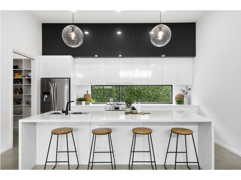 14 Shelburn Way, Ocean Grove VIC 3226