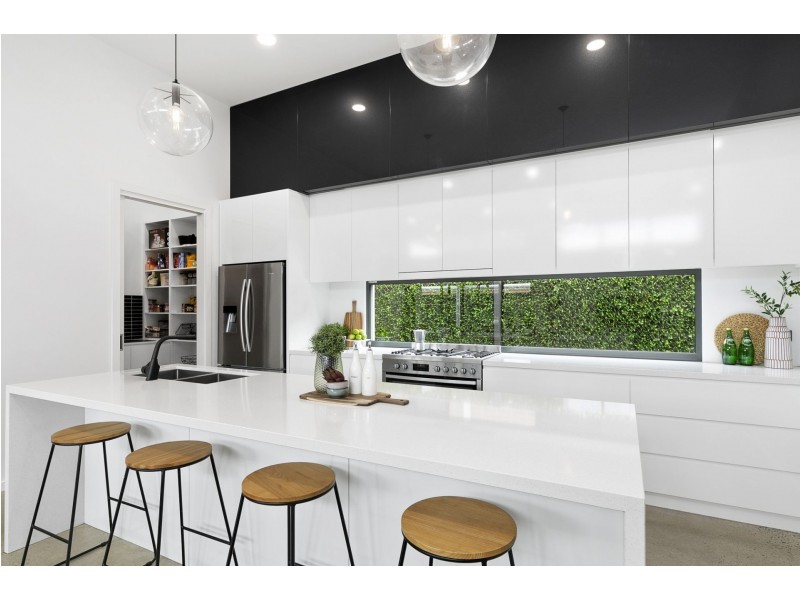 14 Shelburn Way, Ocean Grove VIC 3226