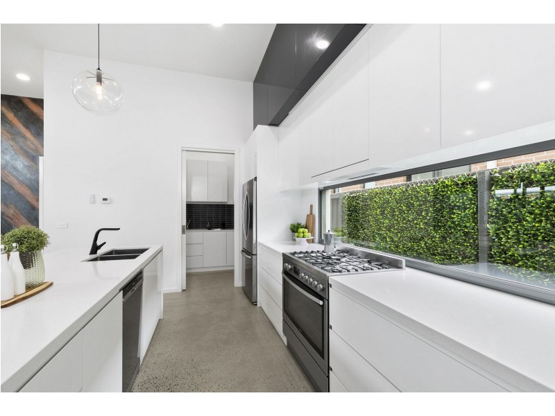 14 Shelburn Way, Ocean Grove VIC 3226