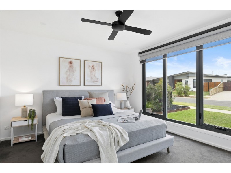 14 Shelburn Way, Ocean Grove VIC 3226