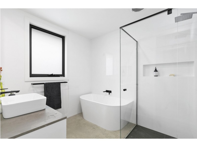 14 Shelburn Way, Ocean Grove VIC 3226