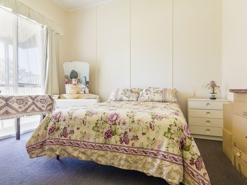14 Charles Street, Koo Wee Rup VIC 3981