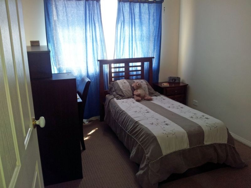 1/8a Henry Street, Koo Wee Rup VIC 3981