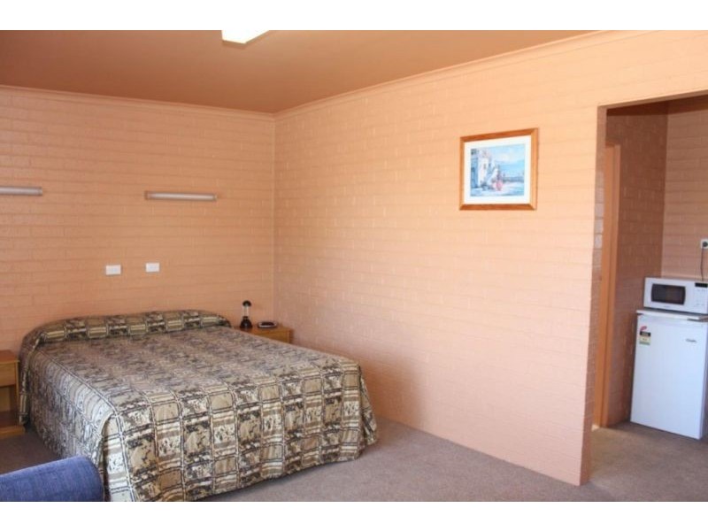 132 Station Street, Koo Wee Rup VIC 3981