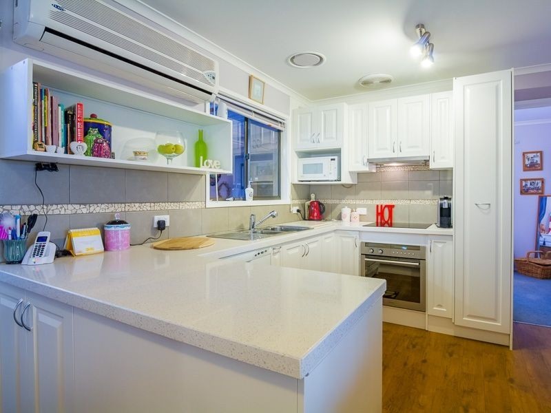 18 Davis Street, Nyora VIC 3987