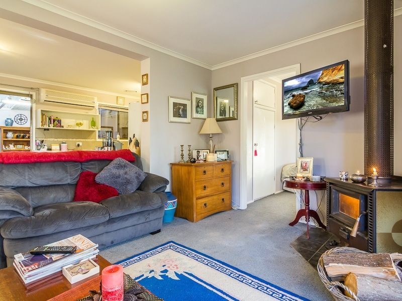 18 Davis Street, Nyora VIC 3987