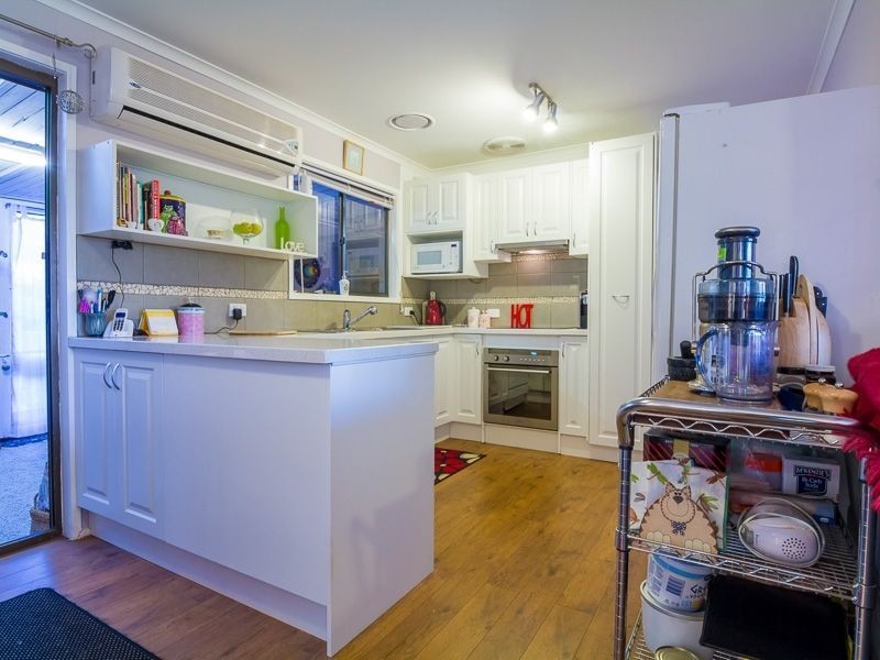 18 Davis Street, Nyora VIC 3987