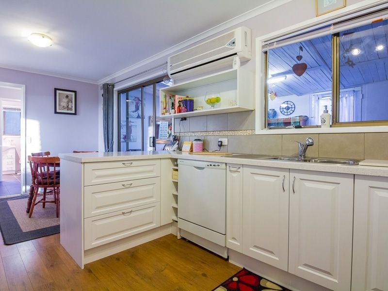 18 Davis Street, Nyora VIC 3987