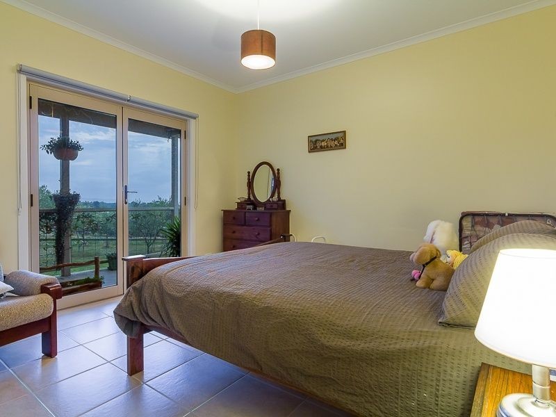 45 Henrys Road, Nyora VIC 3987