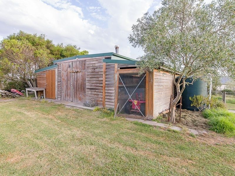 45 Henrys Road, Nyora VIC 3987