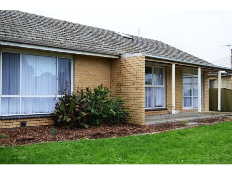 10 Station Street, Lang Lang VIC 3984