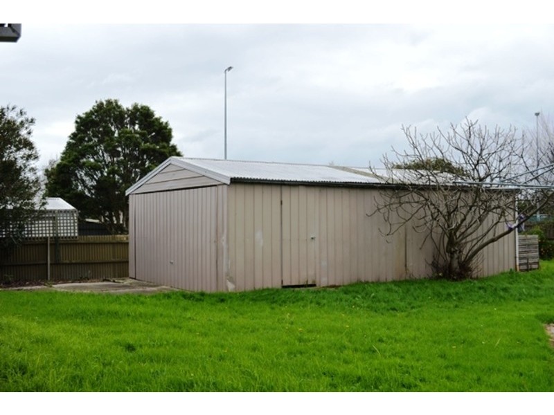 10 Station Street, Lang Lang VIC 3984