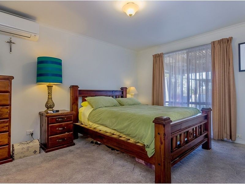 33 Station Street, Lang Lang VIC 3984