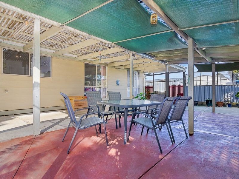 33 Station Street, Lang Lang VIC 3984
