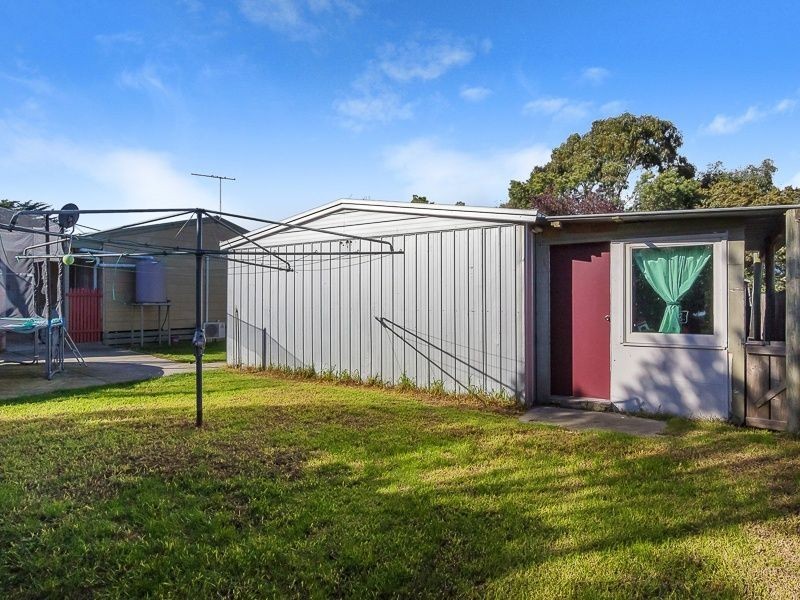 33 Station Street, Lang Lang VIC 3984