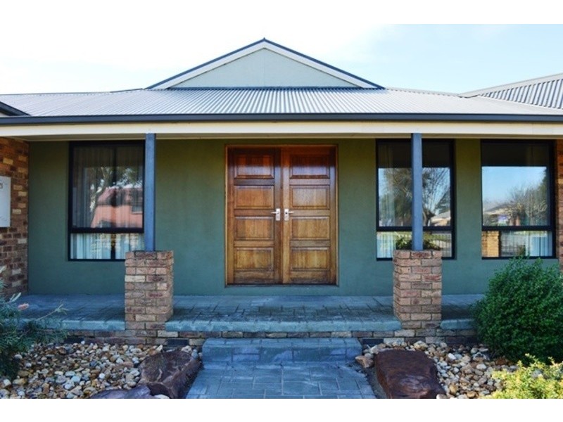 327a Rossiter Road, Koo Wee Rup VIC 3981