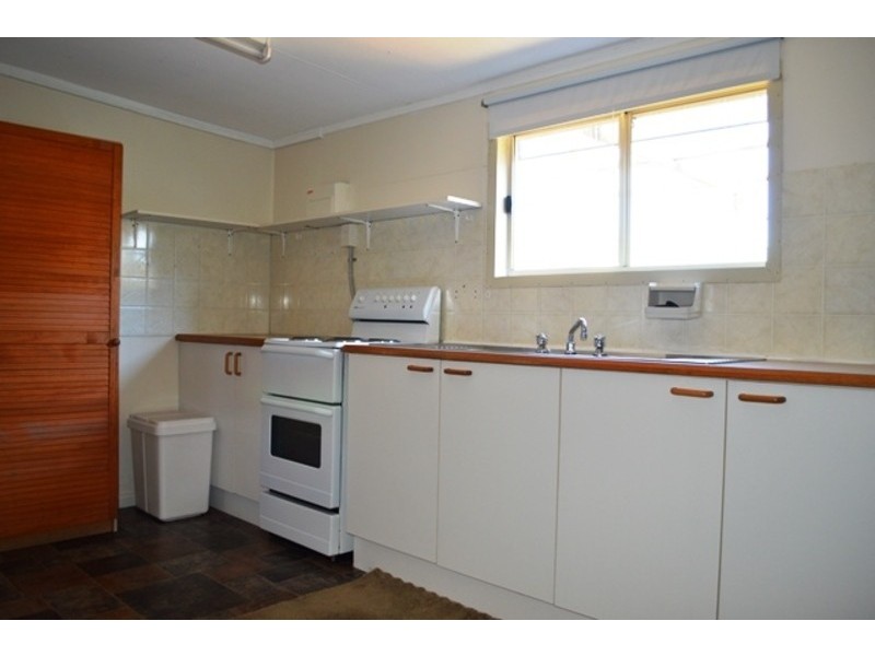 Nyora VIC 3987