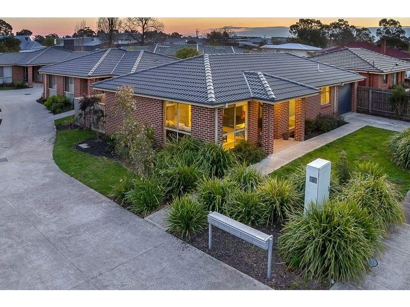 1/1-3 Gardner Street, Koo Wee Rup VIC 3981