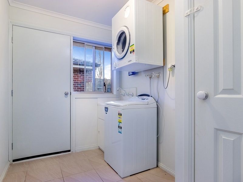 1/1-3 Gardner Street, Koo Wee Rup VIC 3981