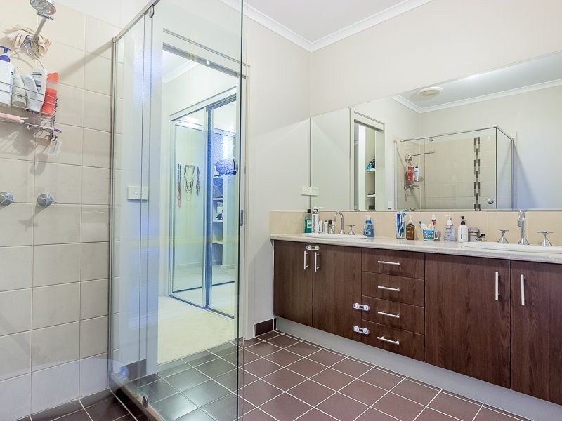 11 County Close, Koo Wee Rup VIC 3981