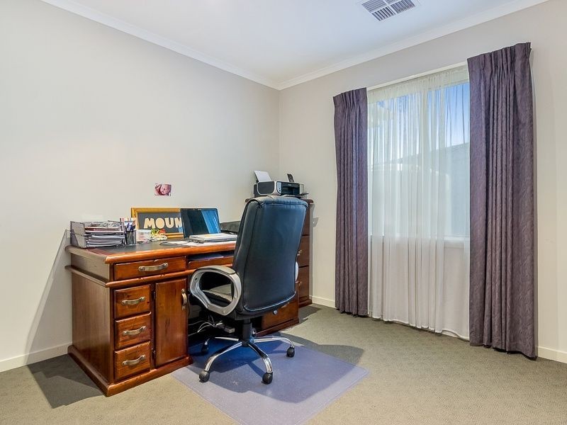 11 County Close, Koo Wee Rup VIC 3981