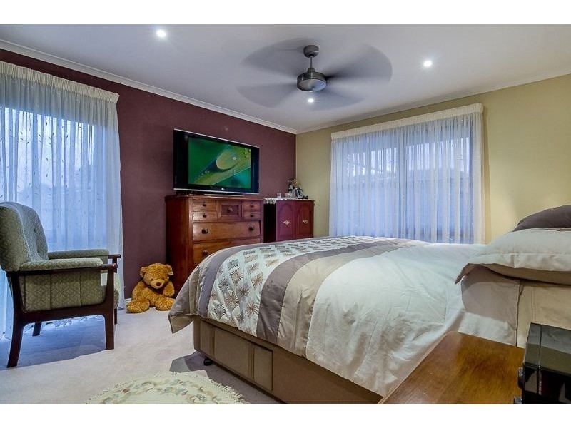 2 Boormani Court, Koo Wee Rup VIC 3981