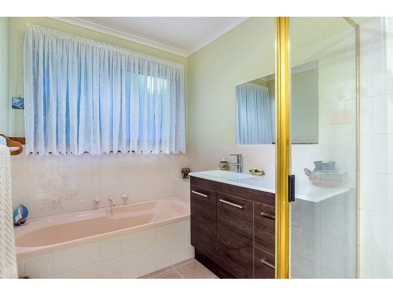 2 Boormani Court, Koo Wee Rup VIC 3981