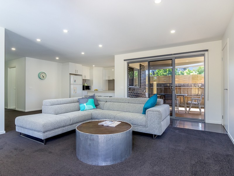 1/12 Henry Street, Koo Wee Rup VIC 3981