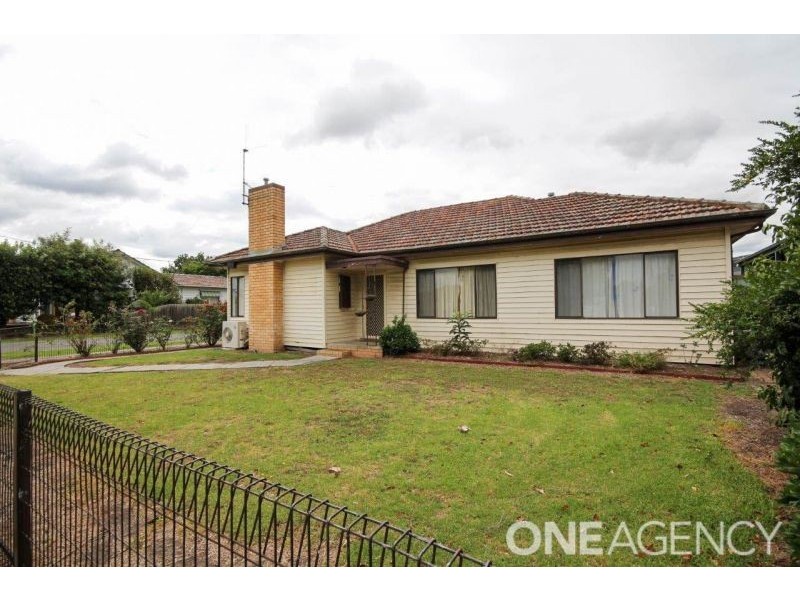 52 Henry Street, Koo Wee Rup VIC 3981