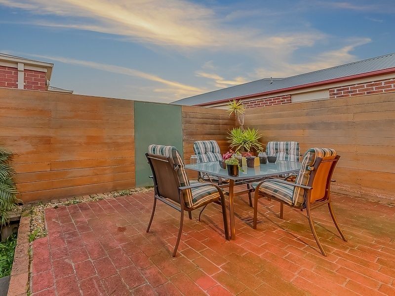 327a Rossiter Road, Koo Wee Rup VIC 3981