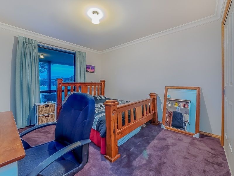 327a Rossiter Road, Koo Wee Rup VIC 3981