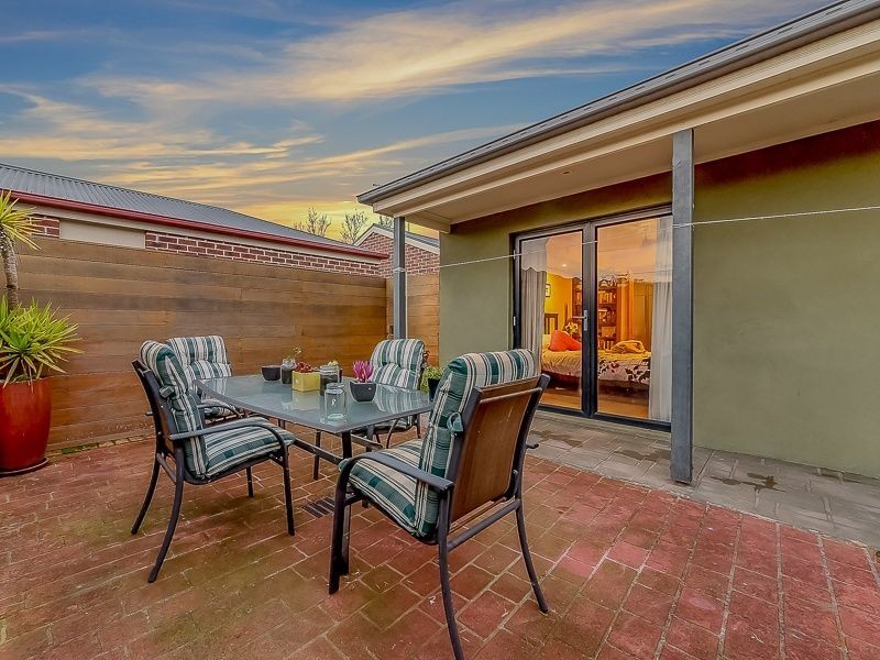 327a Rossiter Road, Koo Wee Rup VIC 3981