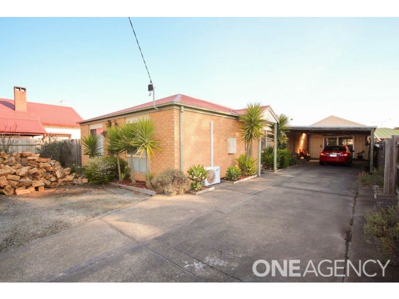 4 Alexandra Avenue, Koo Wee Rup VIC 3981