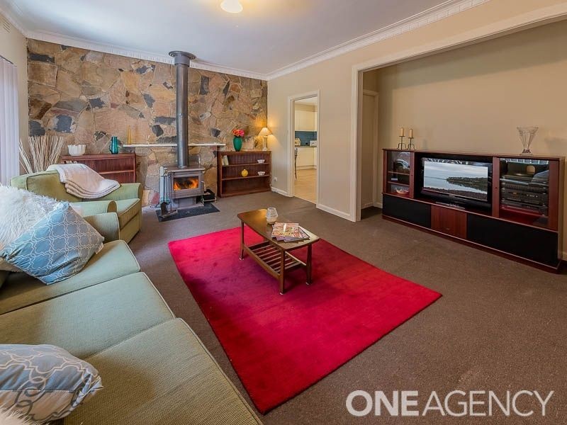 17 Station Street, Lang Lang VIC 3984