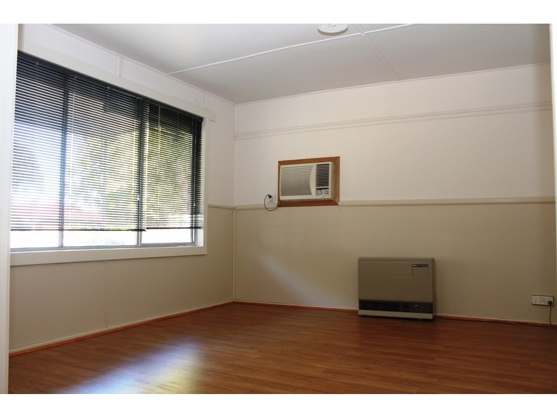 42 Henry Street, Koo Wee Rup VIC 3981