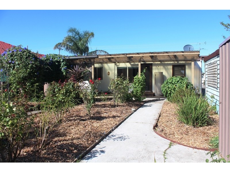 42 Henry Street, Koo Wee Rup VIC 3981