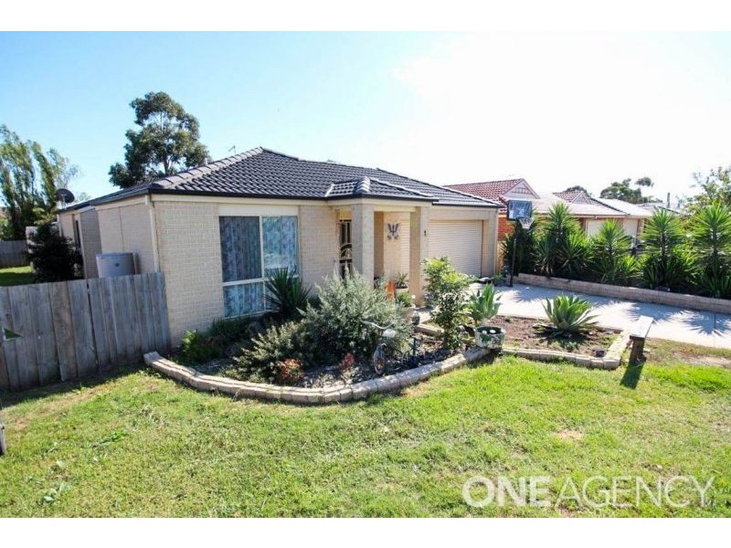 1/8a Henry Street, Koo Wee Rup VIC 3981