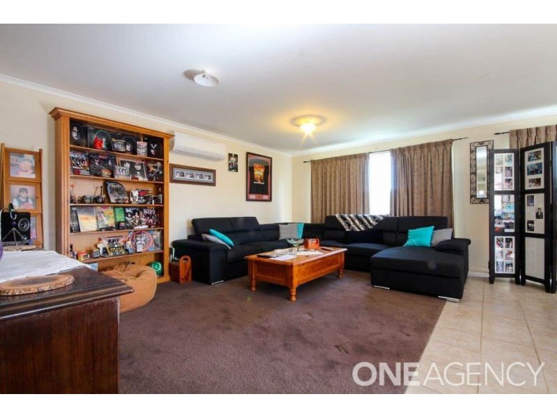 1/8a Henry Street, Koo Wee Rup VIC 3981