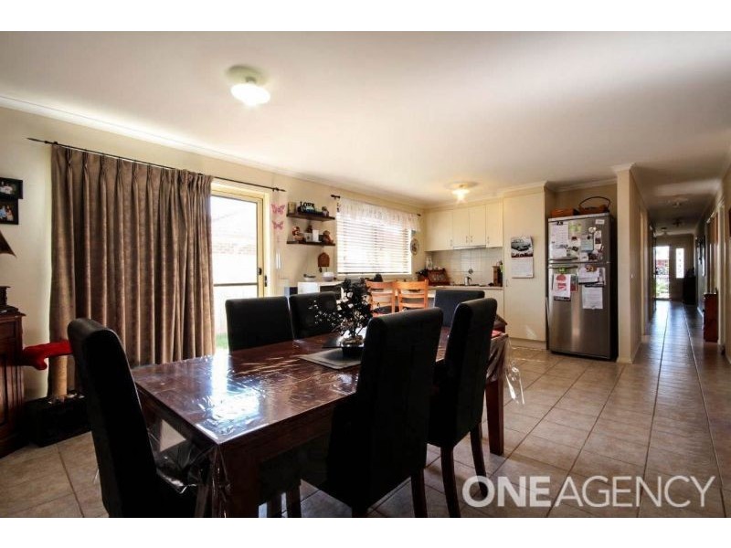 1/8a Henry Street, Koo Wee Rup VIC 3981