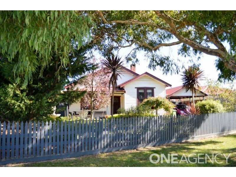 6 Alexandra Avenue, Koo Wee Rup VIC 3981